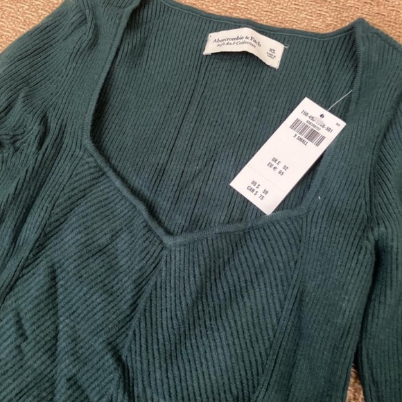 NWT ABERCROMBIE & FITCH knitted sweetheart long sleeve sweater top henley - Picture 3 of 3